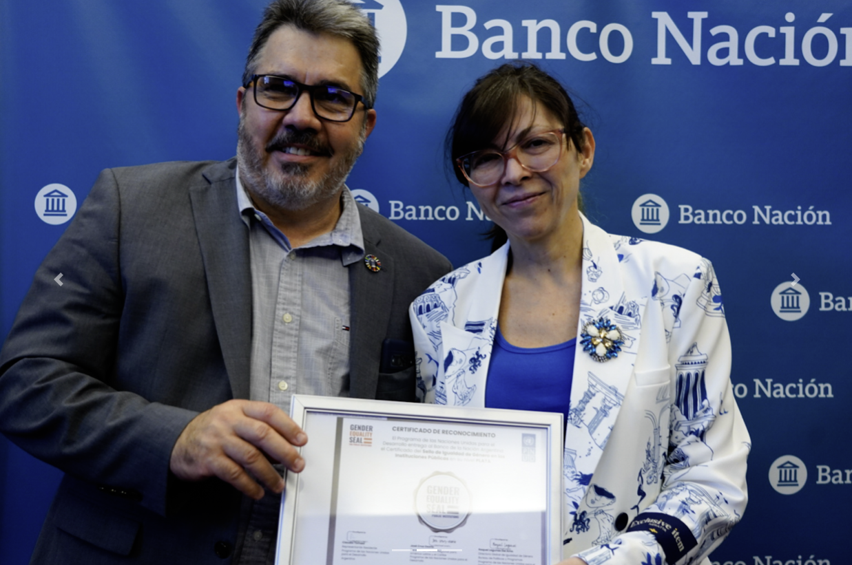 Banco de la Nación Argentina is awarded the Silver Medal of the Seal of Gender Equality in Public Institutions.